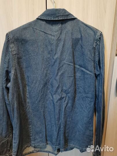 Джинсовая рубашка