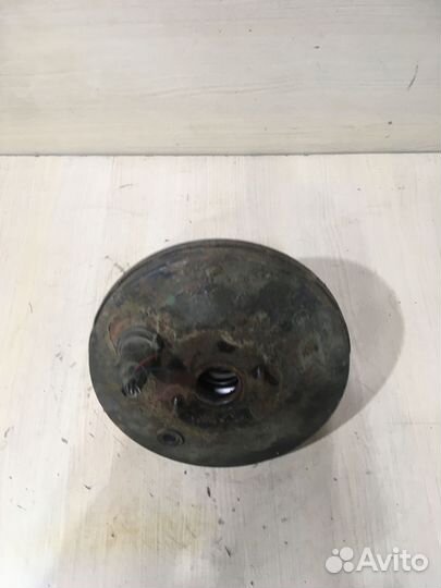 Усилитель тормозов вакуумный Пассат Б4