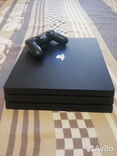 Sony playstation Ps4 Pro CUN 7208