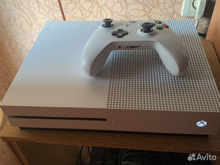 Xbox One s