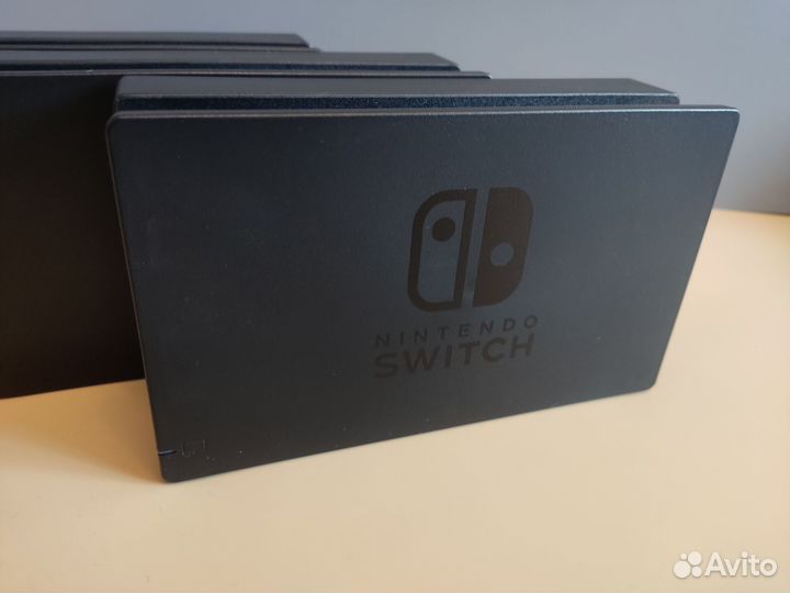 Зарядная станция Nintendo Switch