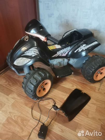 Детский квадроцикл на аккумуляторе