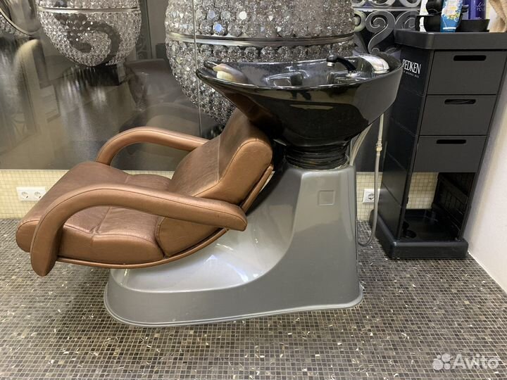 Мойка парикмахрская + кресла б/у