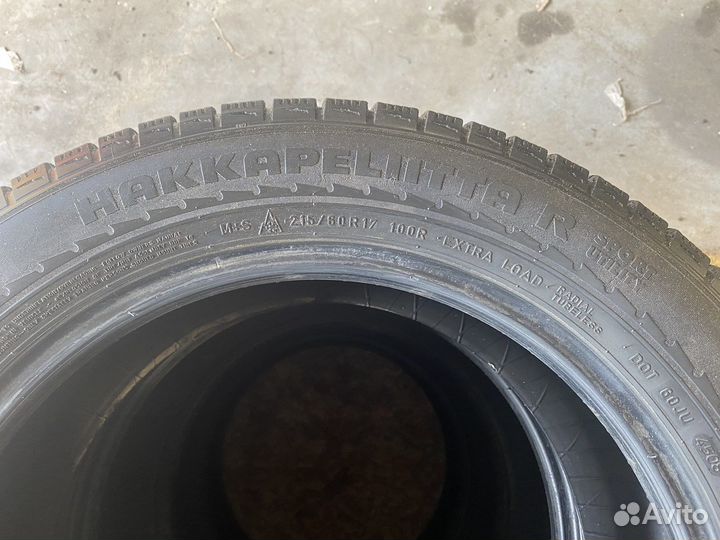 Nokian Tyres Hakkapeliitta R 215/60 R17 100R