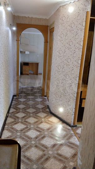 3-к. квартира, 60 м², 2/3 эт.