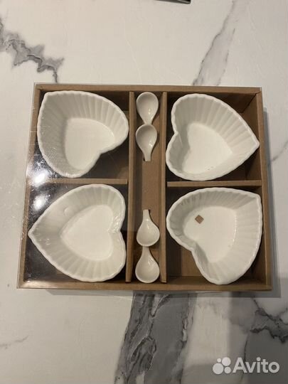 Менажница фарфоровая