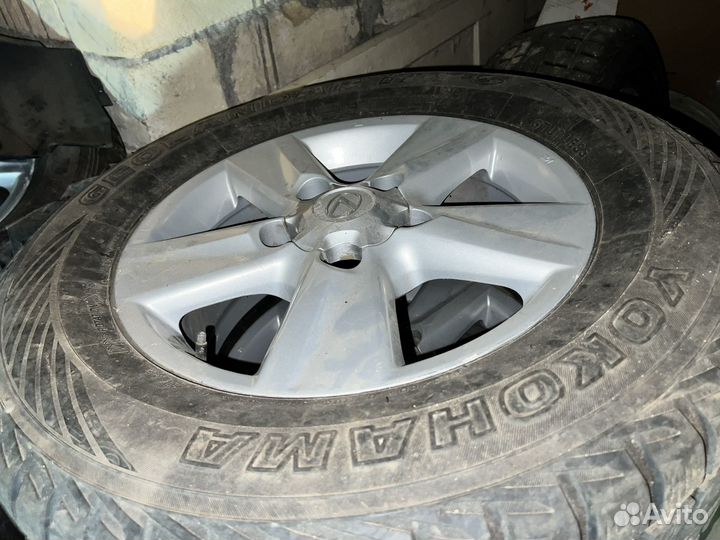 Диски на lexus r18