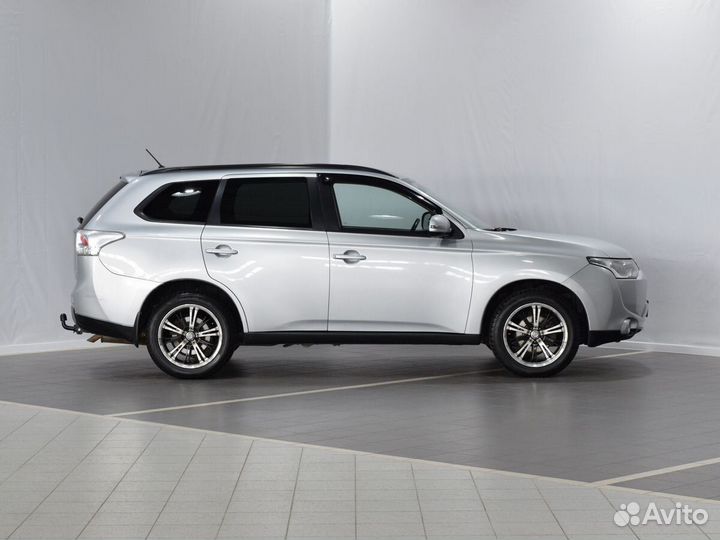 Mitsubishi Outlander 2.4 CVT, 2014, 223 406 км