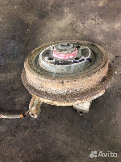 Ступица задняя на renault safrane 1