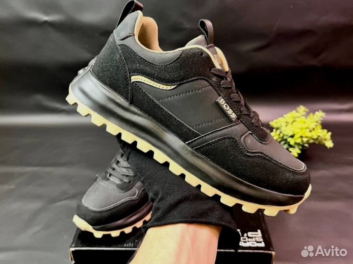 Кроссовки Boss осенние