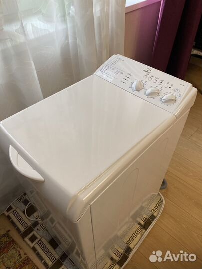 Стиральная машина с вертикальной загрузкой