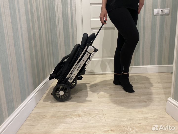 Прогулочкая коляска легкая Farfello