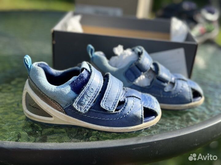 Детская обувь