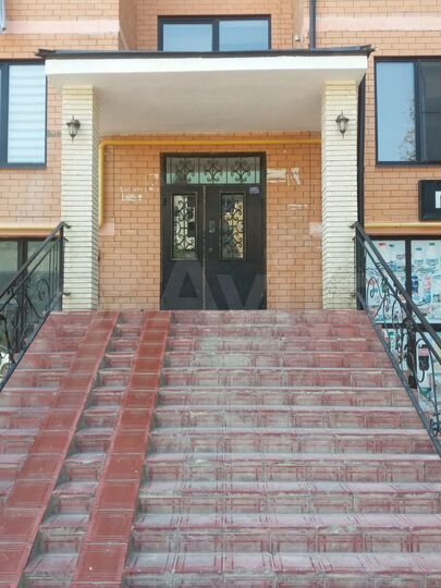 3-к. квартира, 118 м², 1/10 эт.