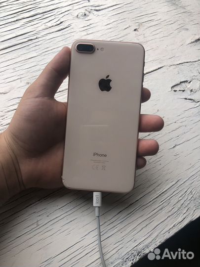 iPhone 8 Plus, 64 ГБ