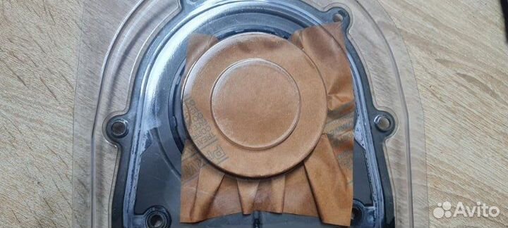 Сальник к/в задний с фланцем Volvo