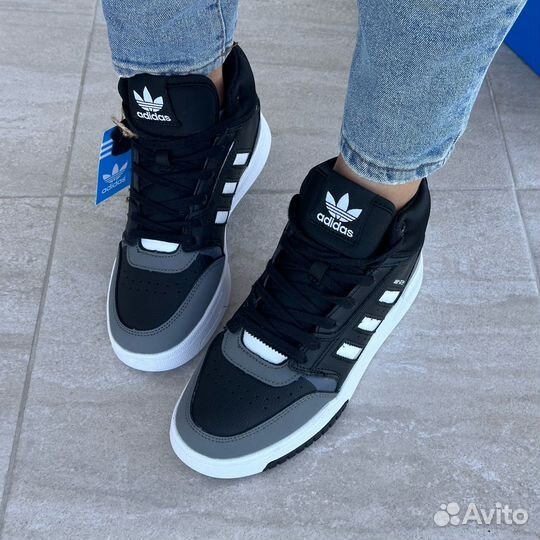 Кроссовки Adidas высокие