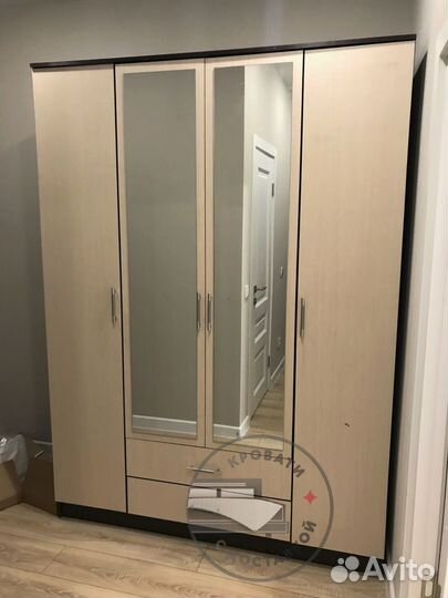 Шкаф распашной