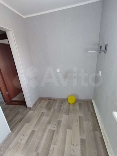 2-к. квартира, 49 м², 2/2 эт.