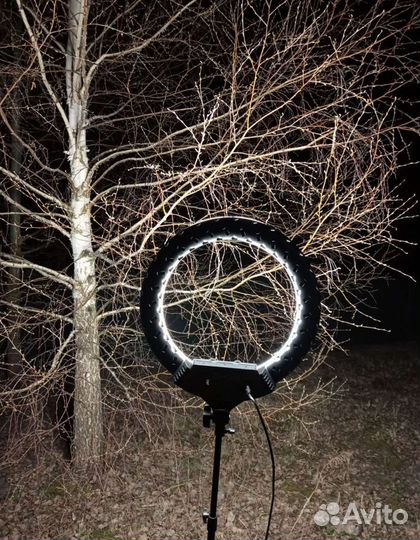 Кольцевая лампа 45 см Rl 18 со штативом новая