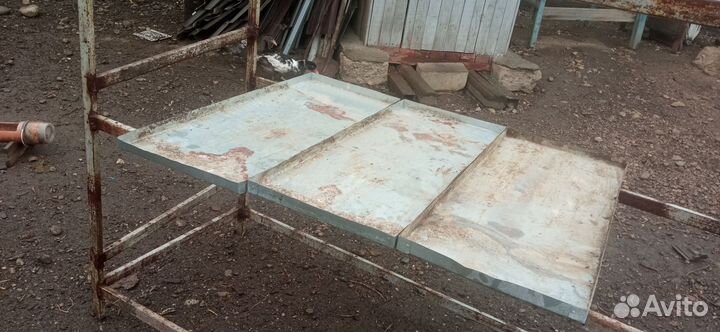 Поддон для клетки