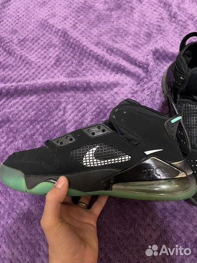 Nike air jordan mars 270