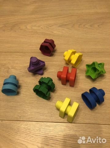 Развивающие игрушки болты и гайки
