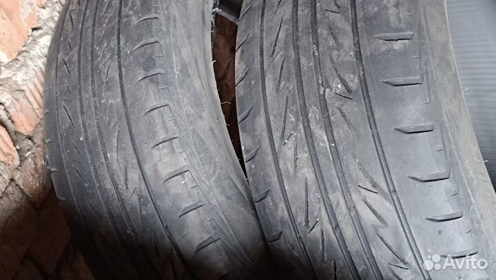 Bridgestone MY-02 Sporty Style 215/55 R17 94V