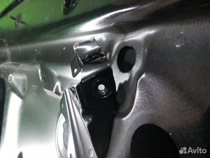 Дверь передняя левая Mercedes-Benz E-Class