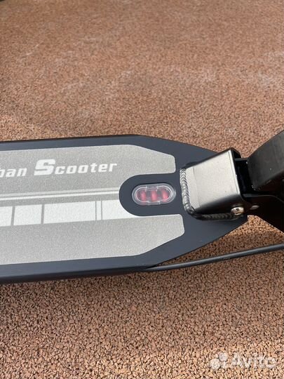 Самокат складной с амортизатором