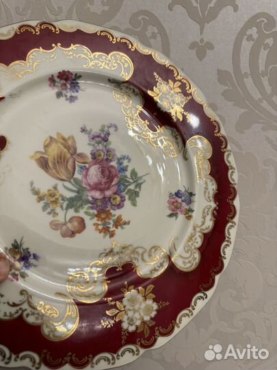 Старинная декоративная тарелка блюдо
