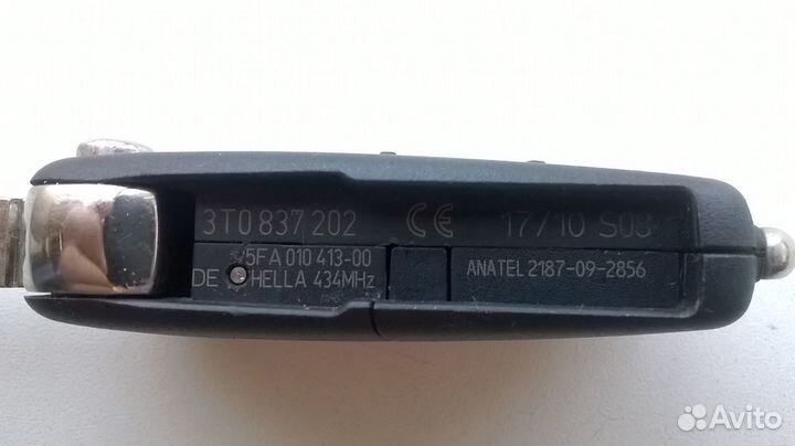 Ключ зажигания VAG 3T0837202 Skoda Superb