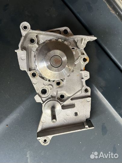 Помпа renault меган