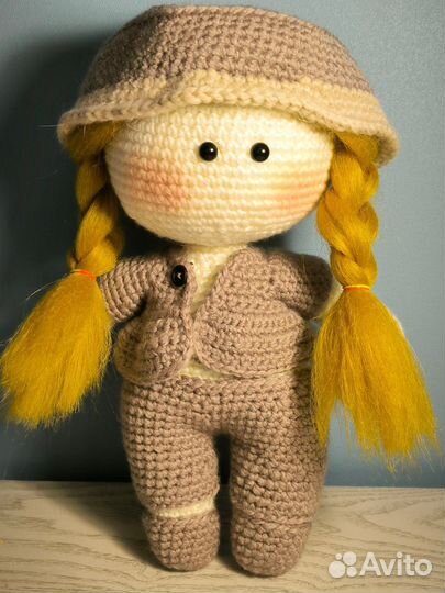 Вязаная игрушка ручной работы
