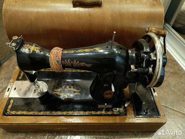 Швейная машинка