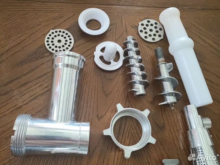 Не работает Мясорубка и соковыжиматель