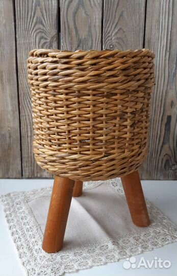 Кашпо плетеное для цветов