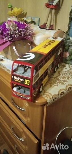 Большой автобус