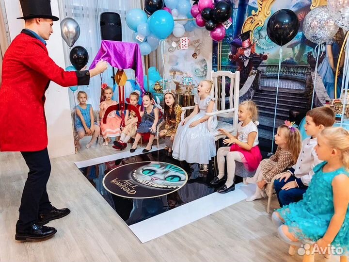 Детский фокусник и зверюшки Аниматор