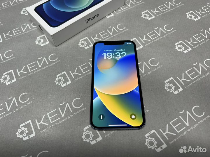 iPhone 12, 64 ГБ