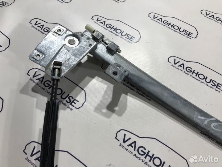 Стеклоподъемник задний правый Audi 100 C3 1990