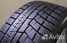 Yokohama Ice Guard IG60A 255/40 R19 100Q