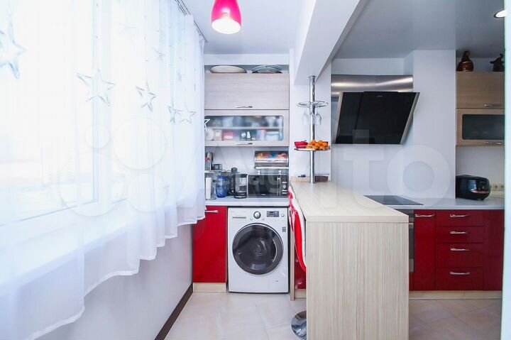 3-к. квартира, 100 м², 13/14 эт.