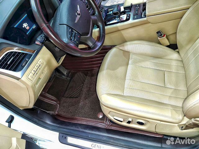 Стильные коврики для автомобиля