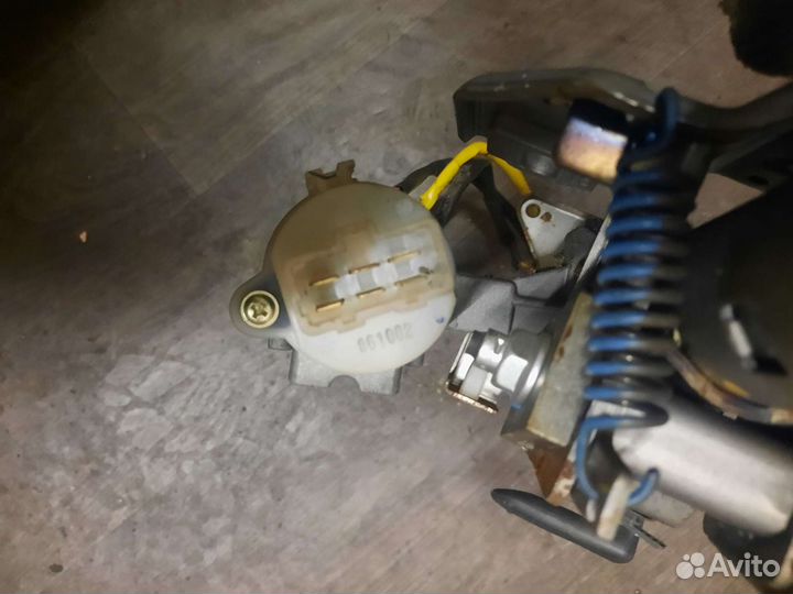 Замок зажигания Kia Sportage 2