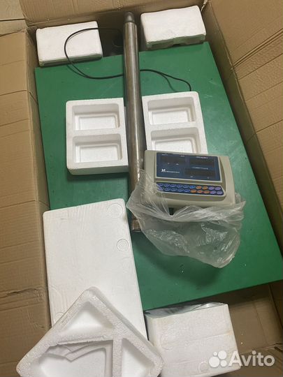 Весы электронные напольные