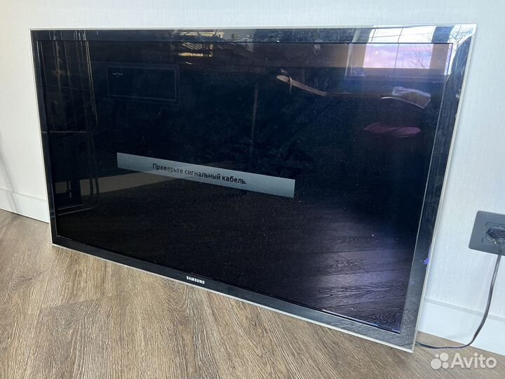 Телевизор Samsung ue46d5000pw