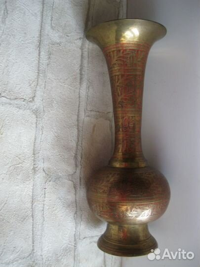 Старинная ваза