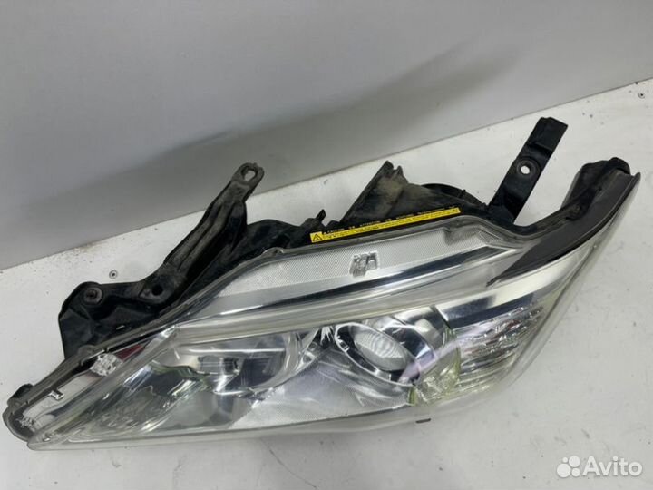Фара ксенон передняя левая Toyota Camry V50