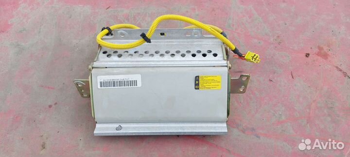 Подушка безопасности кадилак srx